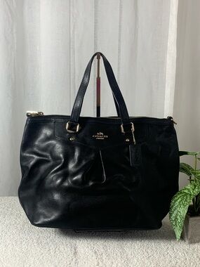 GUC Coach Pebble Shoulder Bag L 16” x H 10.5” x D 7”